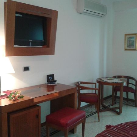 Hotel Nappo San Marzano sul Sarno Bilik gambar
