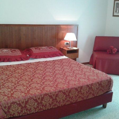 Hotel Nappo San Marzano sul Sarno Bilik gambar