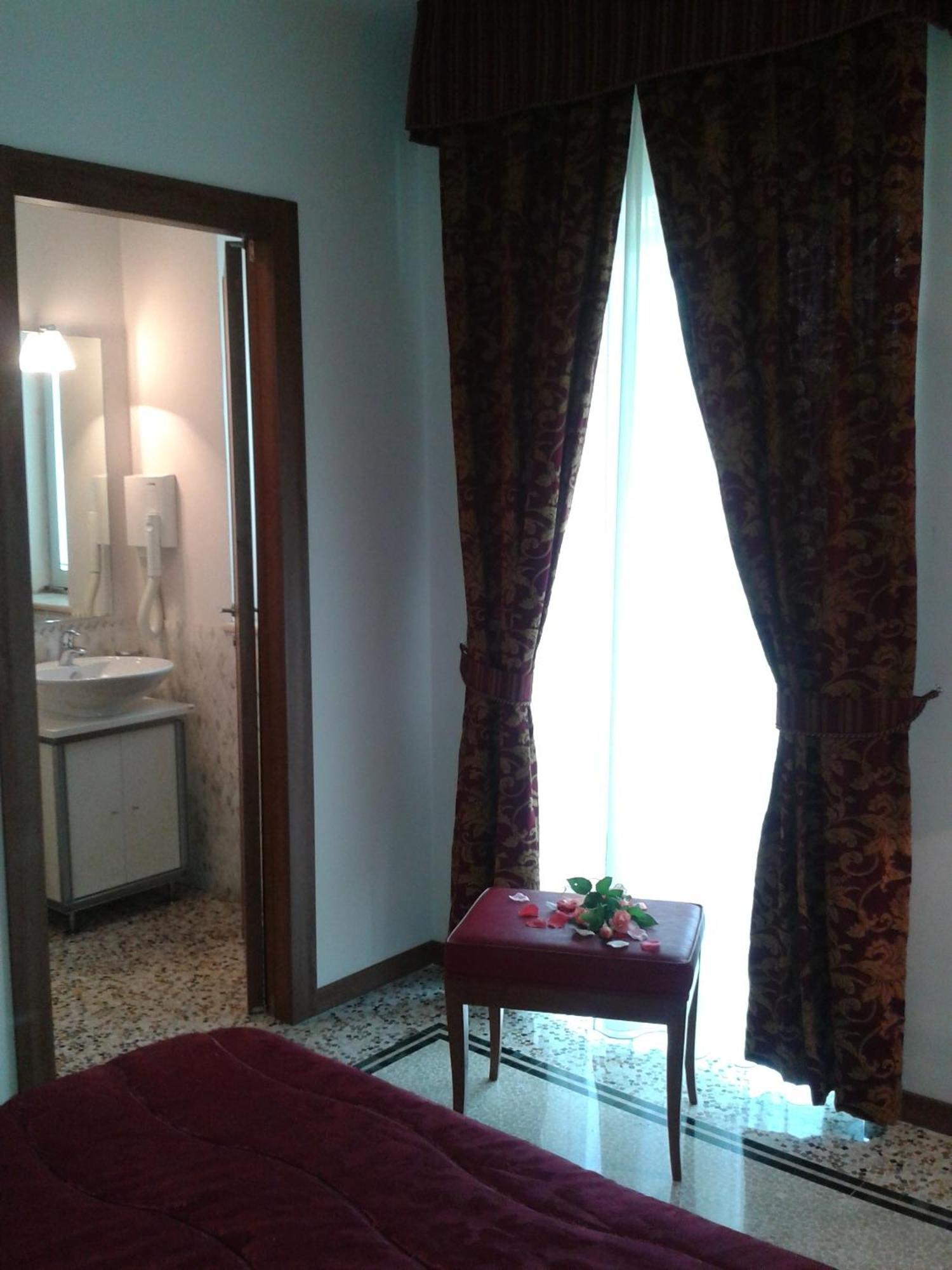 Hotel Nappo San Marzano sul Sarno Bilik gambar